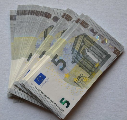 fake 5 euro